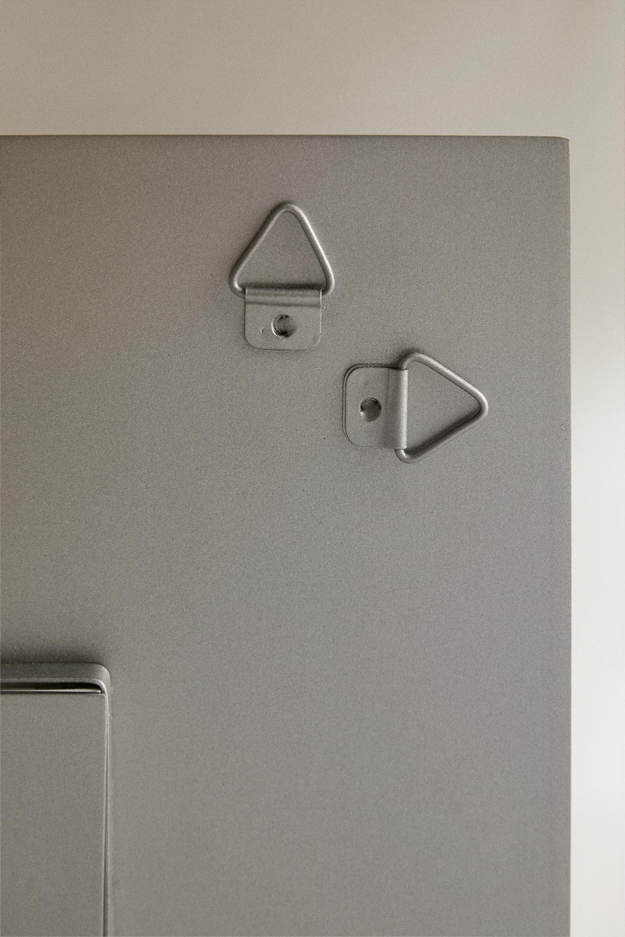 METALLIC PICTURE FRAME